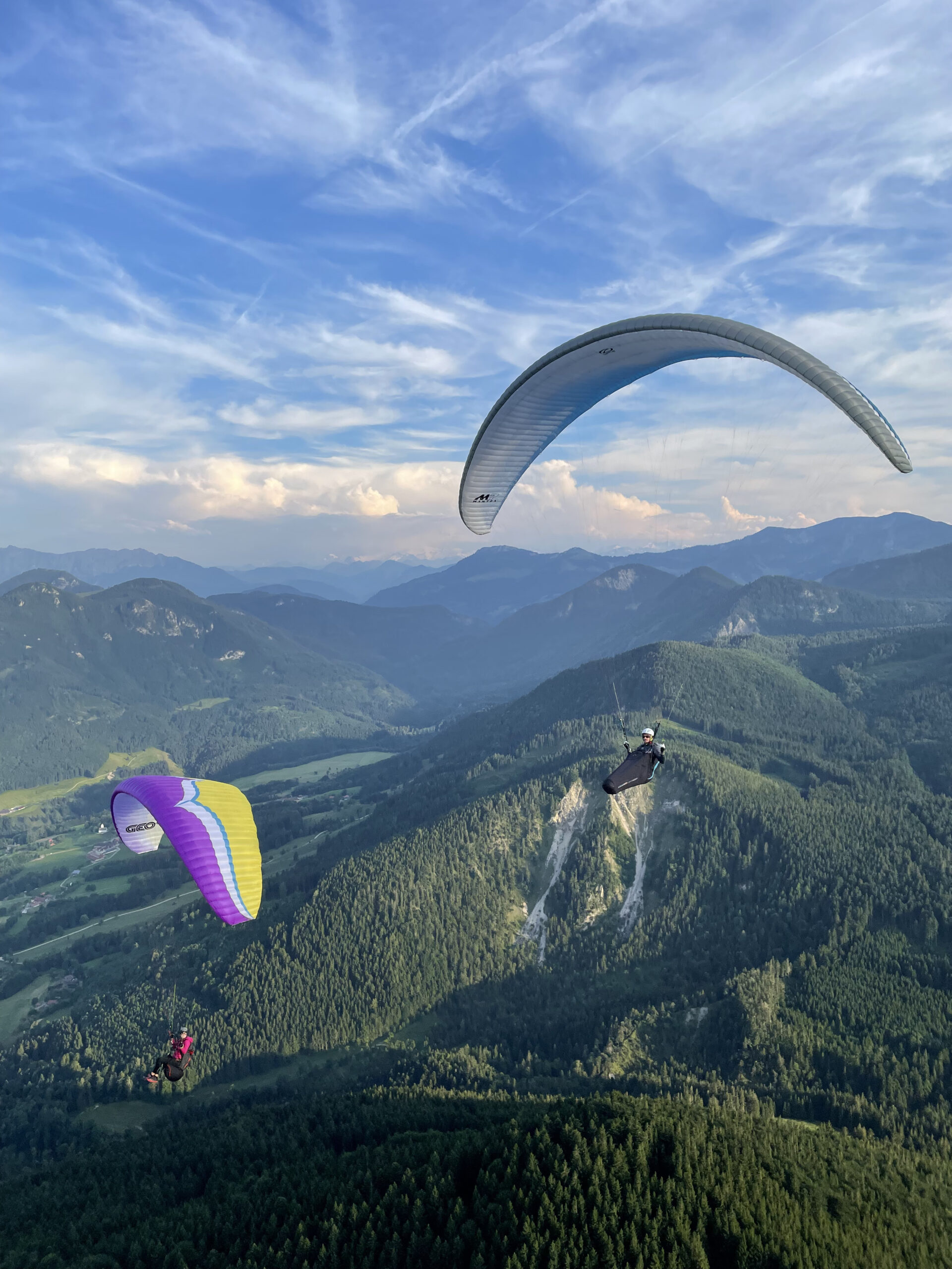 Ozone Geo und M7 vor Bergpanoram